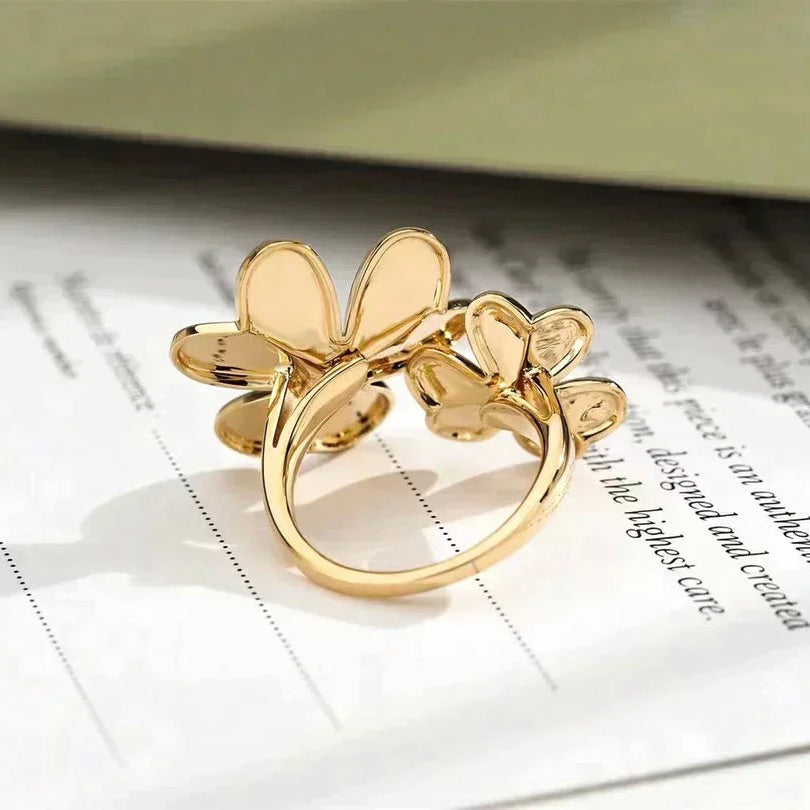 ¡®Lume Jewels¡¯CLOVER COMOS GOLD DIAMOND RING