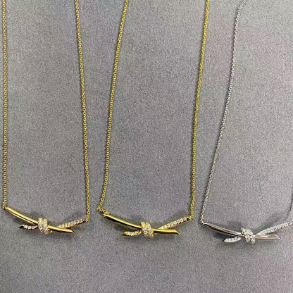 [Lume Jewels]T House Diamond-Studded Knot Necklace