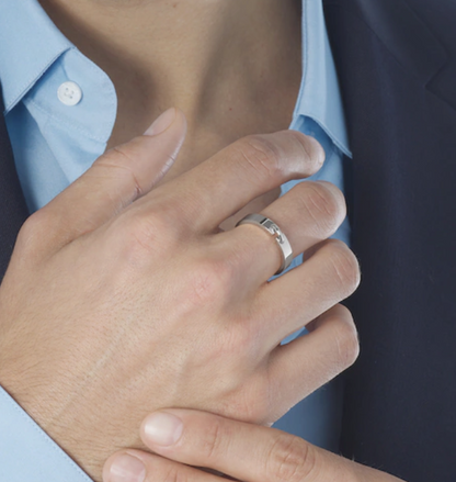¡®Lume Jewels¡¯ALLIANCE LIENS VIDENCE 4MM RING