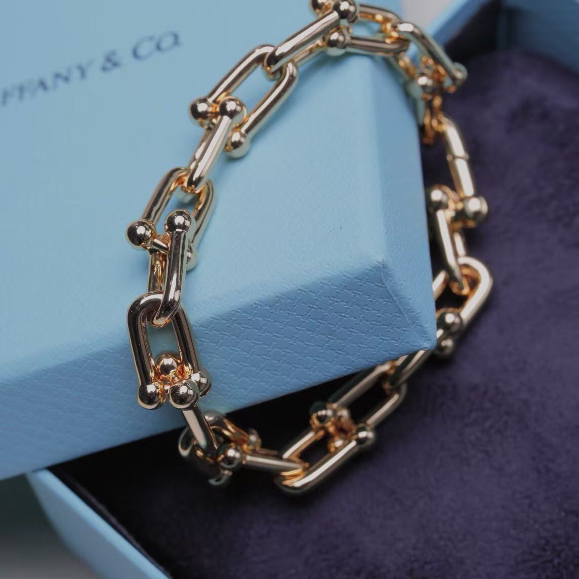 [Lume Jewels] T Brand, bracelet