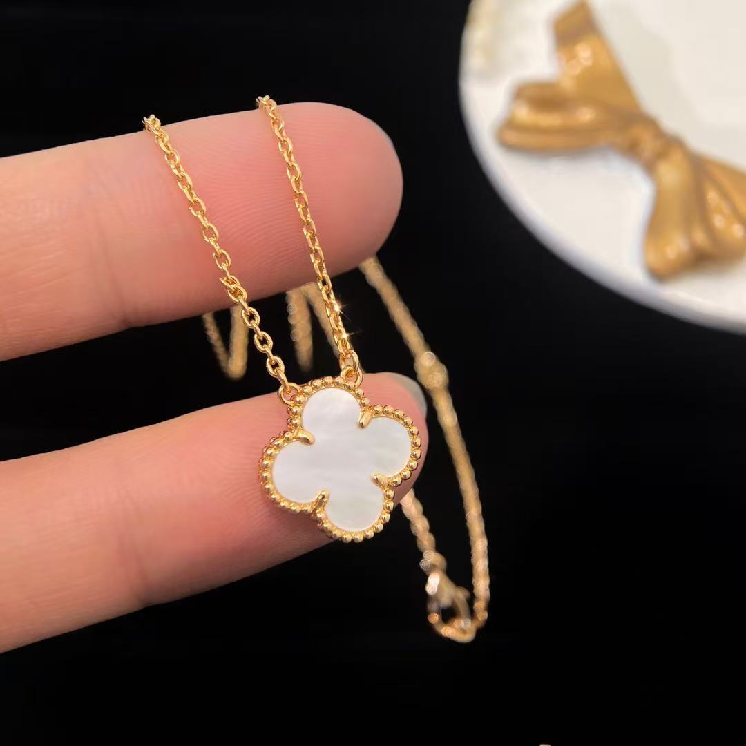 [Lume Jewels]CLOVER MINI 15MM WHITE MOTHER-OF-PEARL NECKLACE
