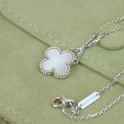 ¡®Lume Jewels¡¯CLOVER  15MM WHITE MOTHER-OF-PEARL SILVER