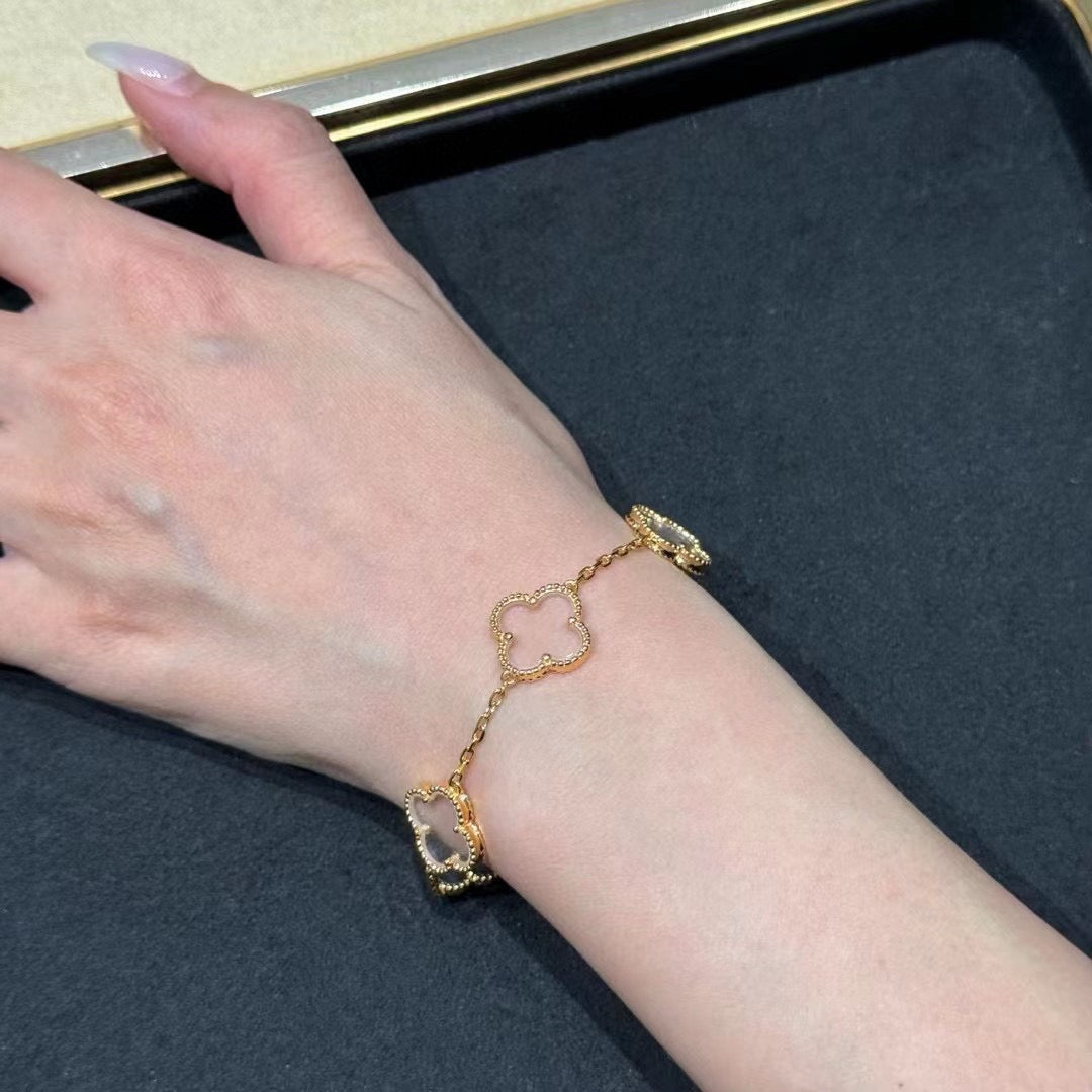 [Lume Jewels]New CLOVER 5 MOTIF ROCK CRYSTAL BRACELET
