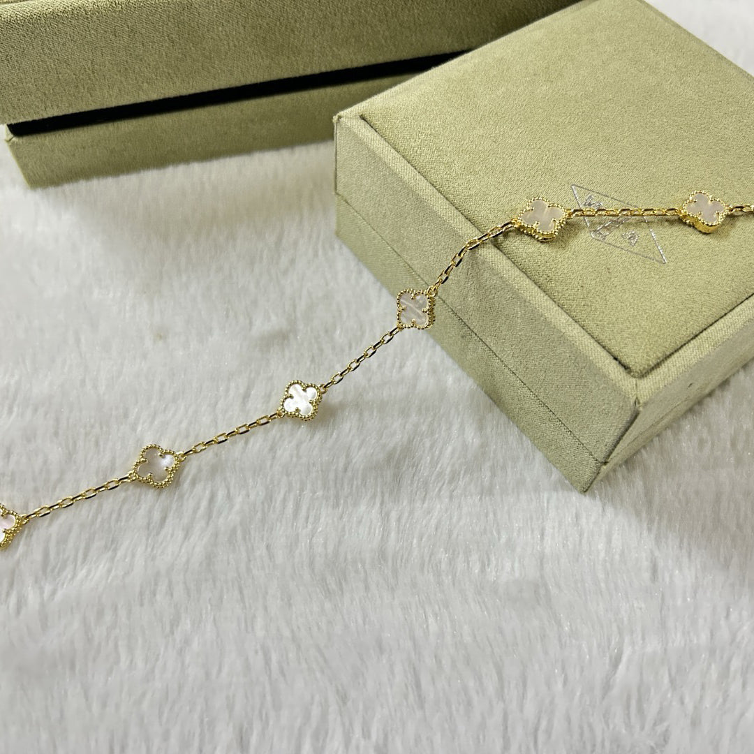 [¡®Lume Jewels¡¯]CLOVER 6 MOTIF WHITE MOP BRACELET