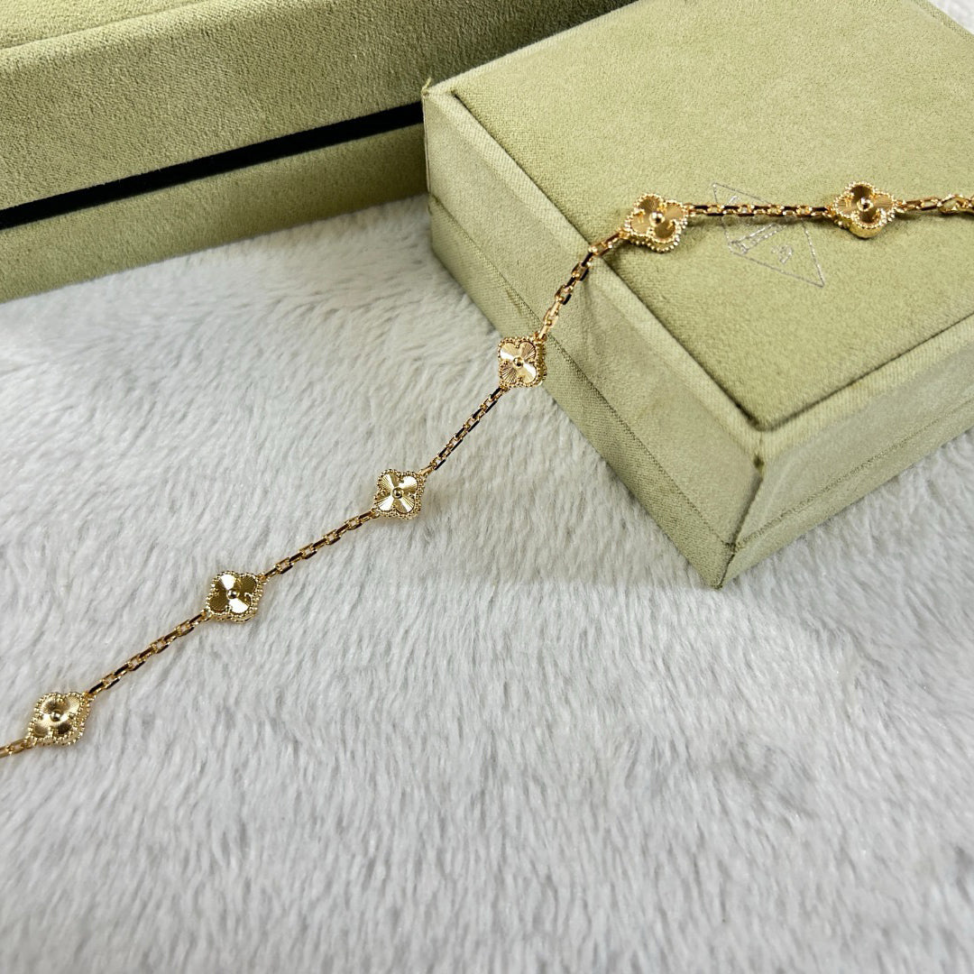 [Lume Jewels]New CLOVER 6 MOTIF DIAMOND BRACELET