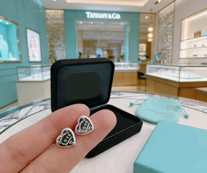 [Lume Jewels]New Heart-Shaped Stud Earrings