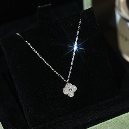 ¡®Lume Jewels¡¯CLOVER MINI 9.5MM PENDANT DIAMOND NECKLACE