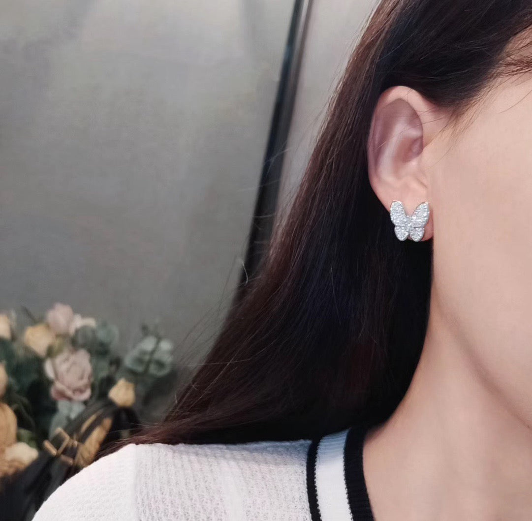 ¡®Lume Jewels¡¯BUTTERFLY ALL DIAMOND EARRINGS