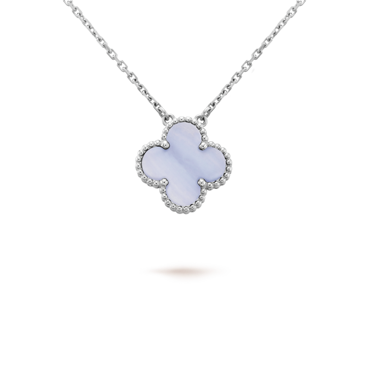 ¡®Lume Jewels¡¯CLOVER 15MM BLUE CHALCEDONY NECKLACE SILVER