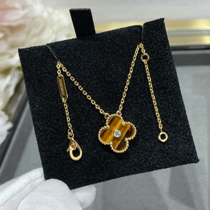 ¡®Lume Jewels¡¯CLOVER 15MM DIAMOND AND YELLOW TIGER'S EYE AGATE necklace