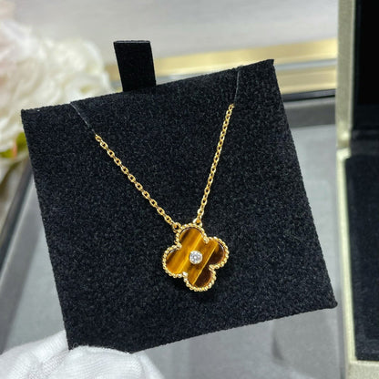 ¡®Lume Jewels¡¯CLOVER 15MM DIAMOND AND YELLOW TIGER'S EYE AGATE necklace