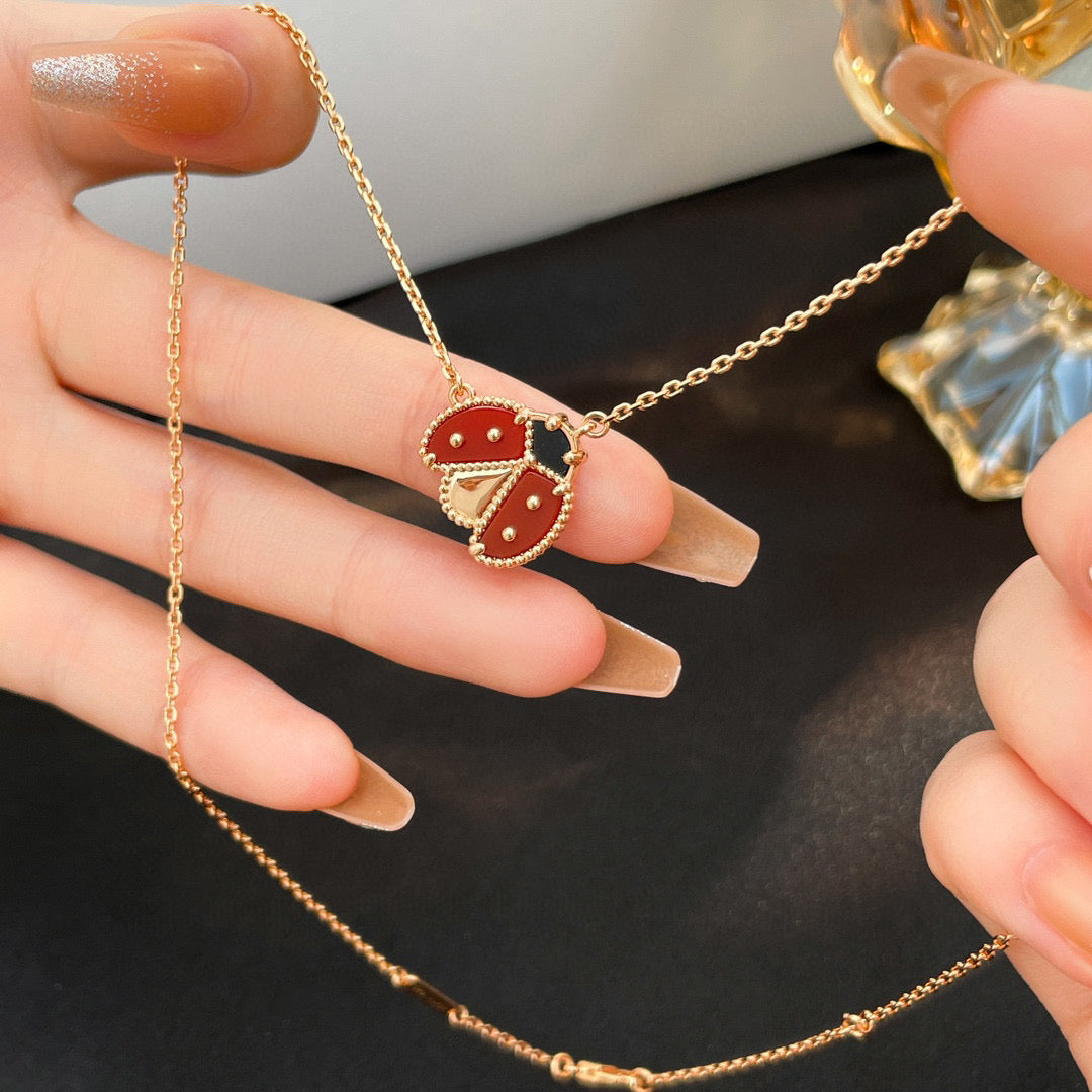 ¡®Lume Jewels¡¯LUCKY  CARNELIANS LADYBUG NECKLACE