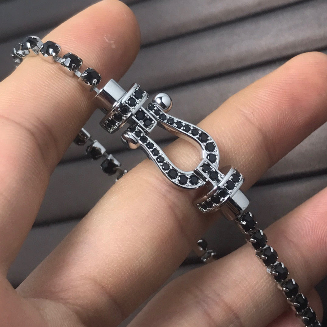 ¡®Lume Jewels¡¯FORCE  LARGE HORSESHOE FULL DIAMOND TENNIS BRACELET