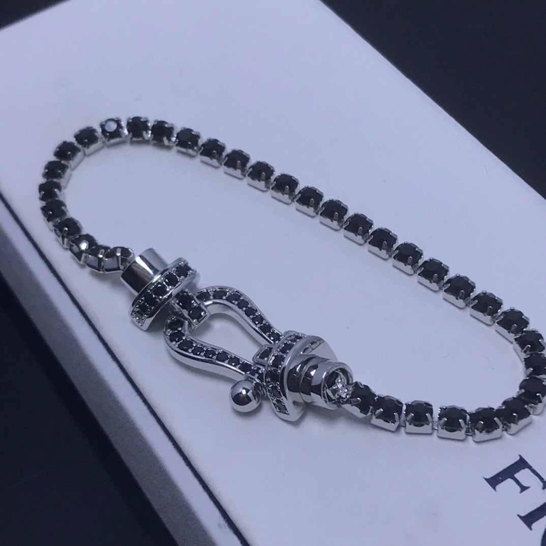 ¡®Lume Jewels¡¯FORCE  LARGE HORSESHOE FULL DIAMOND TENNIS BRACELET