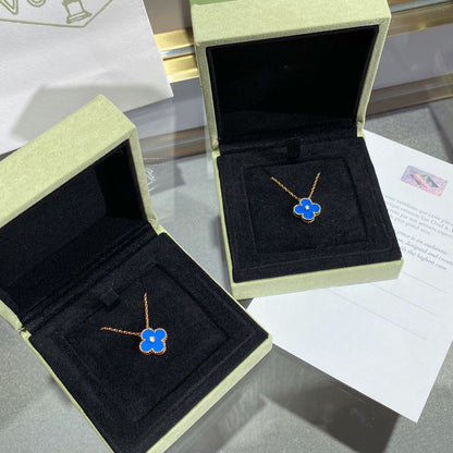 ¡®Lume Jewels¡¯CLOVER 15MM DIAMOND AND BLUE AGATE NECKLACE