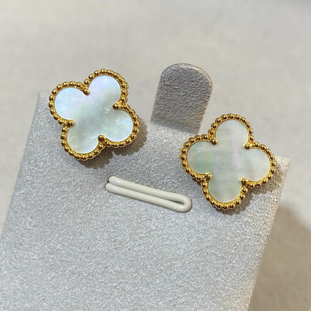 [Lume Jewels] CLOVER LARGE (20mm) 1 MOTIFS WHITE MOP STUD EARRINGS