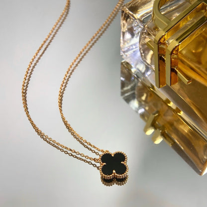 ¡®Lume Jewels¡¯CLOVER 15MM BLACK ONYX SINGLE FLOWER NECKLACE