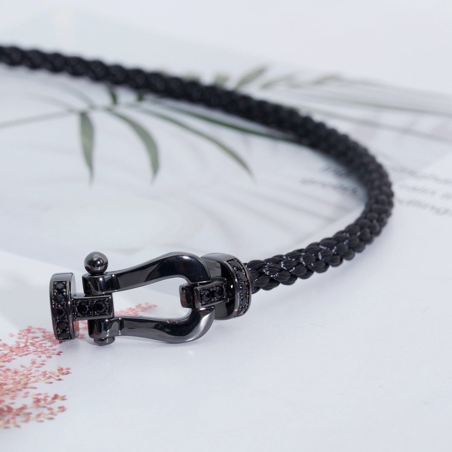 ¡®Lume Jewels¡¯FORCE LARGE SERIES HORSESHOE BLACK SAMURAI BRACELET