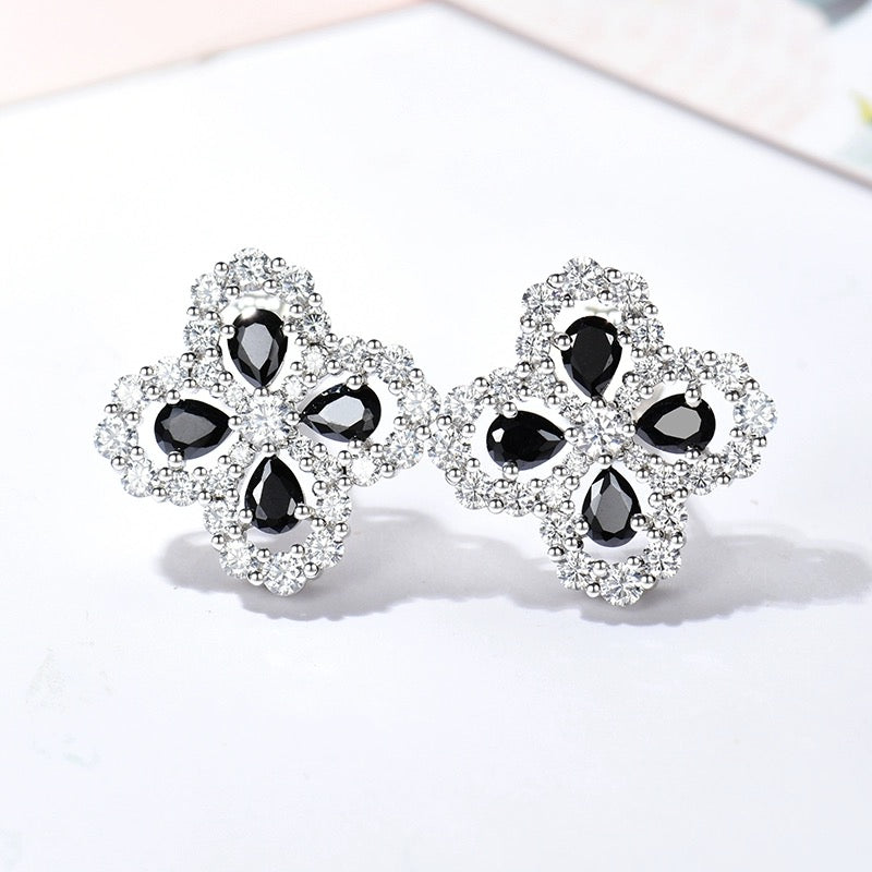 ¡®Lume Jewels¡¯LOOP EARRINGS FULL MOTIF DIAMOND 16MM