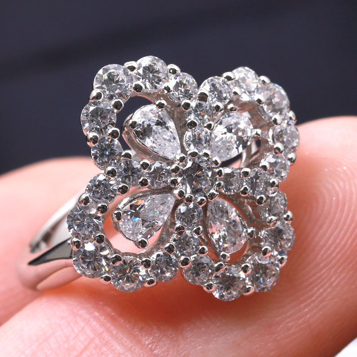 ¡®Lume Jewels¡¯LOOP RING FULL MOTIF DIAMOND 16MM SILVE