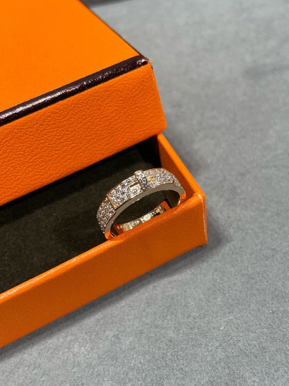 ¡®Lume Jewels¡¯KELLY PINK GOLD DIAMOND RING