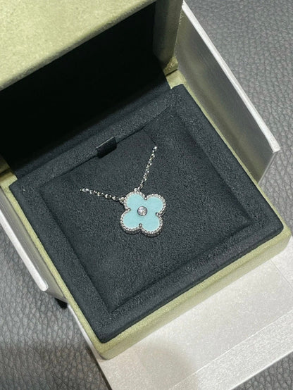 ¡®Lume Jewels¡¯CLOVER 1 DIAMOND LIGHT BLUE SILVER NECKLACE