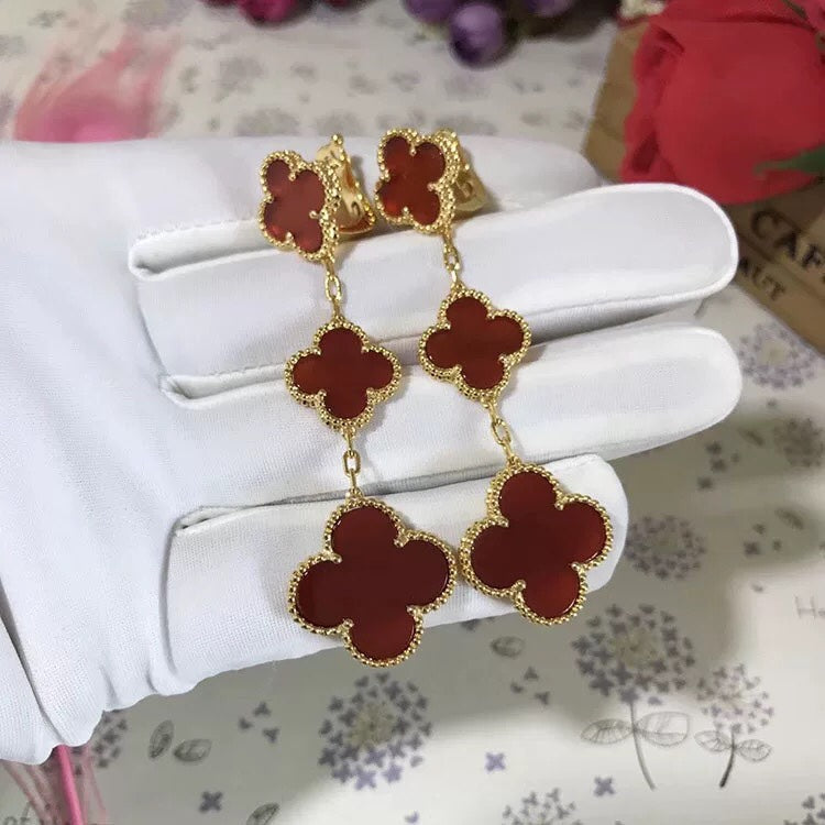 ¡®Lume Jewels¡¯CLOVER 3 MOTIF CARNELIAN DROP EARRINGS
