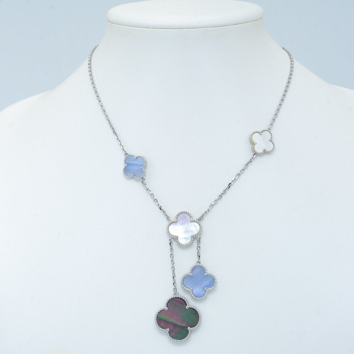 ¡®Lume Jewels¡¯CLOVER MOP CHALCEDONY NECKLACE SILVER 6 MOTIF