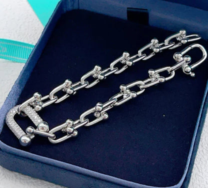 [Lume Jewels] TF HORSESHOE BUCKLE DIAMOND BRACELET
