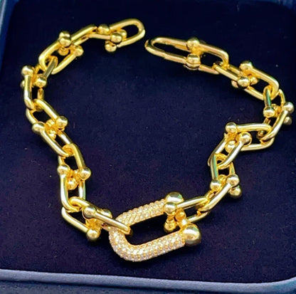 [Lume Jewels] TF HORSESHOE BUCKLE DIAMOND BRACELET