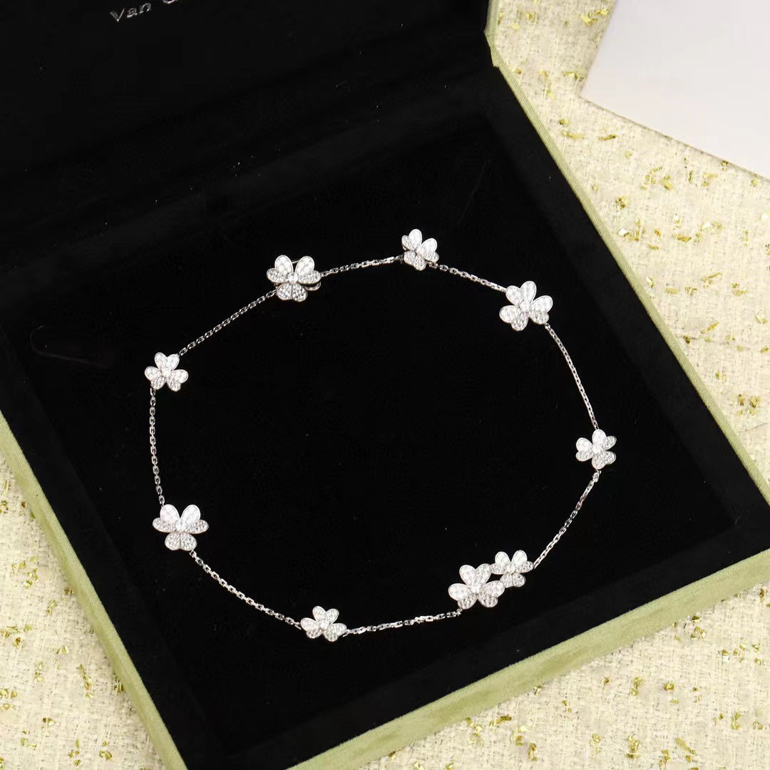 ¡®Lume Jewels¡¯FRIVOLE SILVER 9 FLOWERS NECKLACE