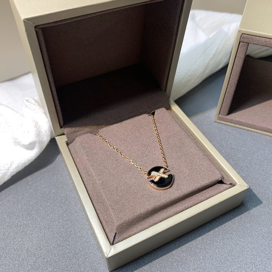 ¡®Lume Jewels¡¯JEUX DE PINK GOLD DIAMOND NECKLACE