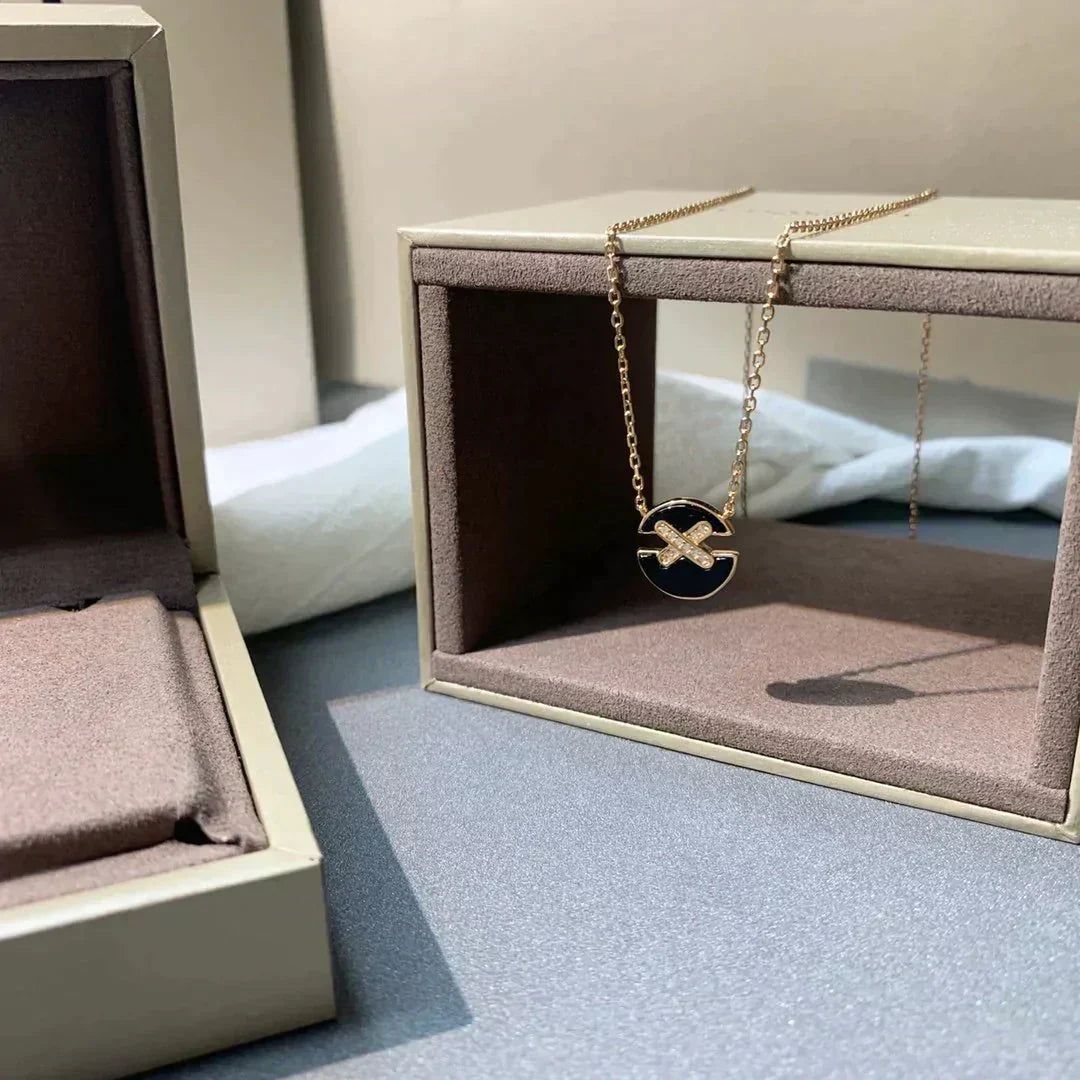 ¡®Lume Jewels¡¯JEUX DE ROSE GOLD DIAMOND NECKLACE