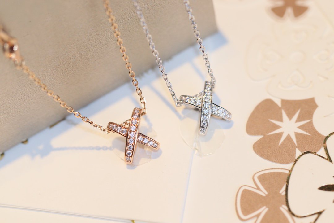 ¡®Lume Jewels¡¯JEUX DE DIAMOND NECKLACE