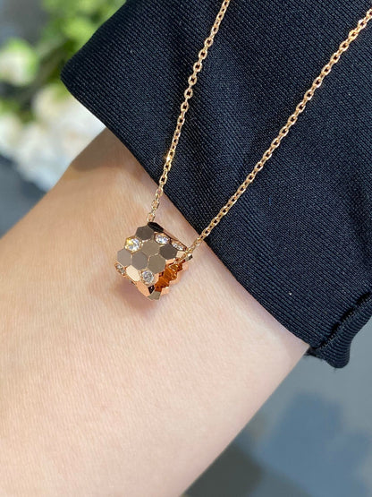 ¡®Lume Jewels¡¯BEE LOVE DIAMOND NECKLACE