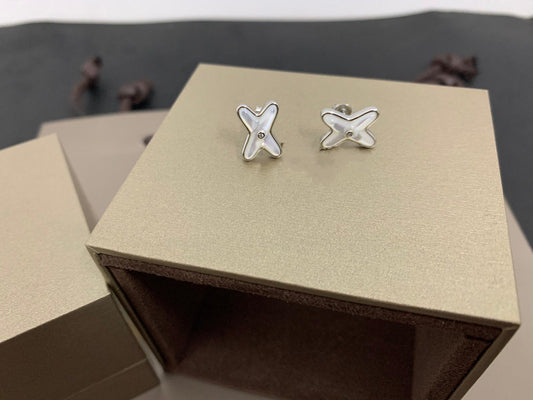 ¡®Lume Jewels¡¯JEUX DE WHITE MOP SILVER DIAMOND EARRINGS