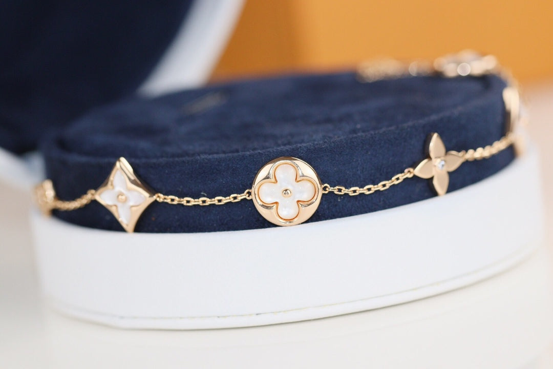 ¡®Lume Jewels¡¯LEAF CLOVER BRACELET