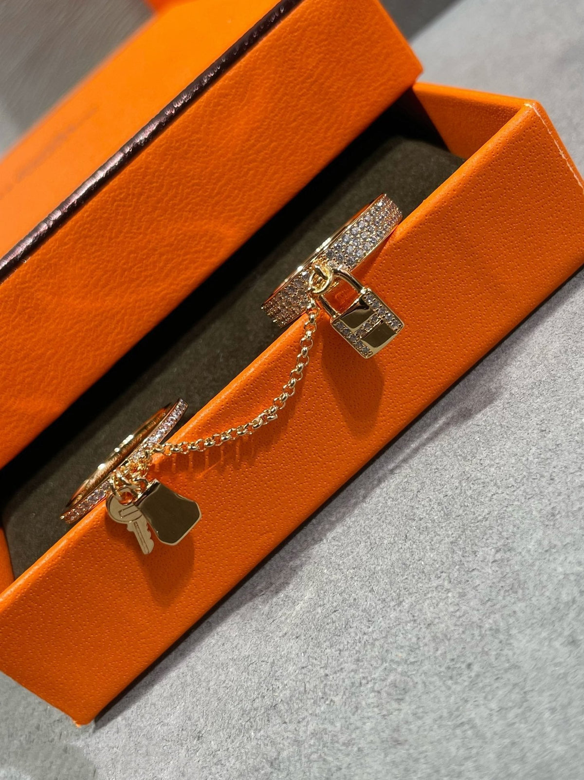 ¡®Lume Jewels¡¯HM KELLY CLOCHETTE DOUBLE RING IN  WITH DIAMONDS