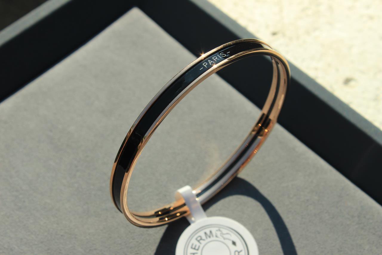 ¡®Lume Jewels¡¯HM UNI BANGLE BAG