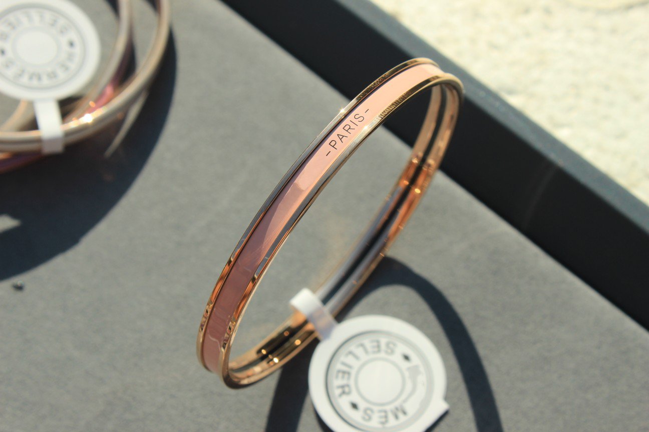 ¡®Lume Jewels¡¯HM UNI BANGLE BAG