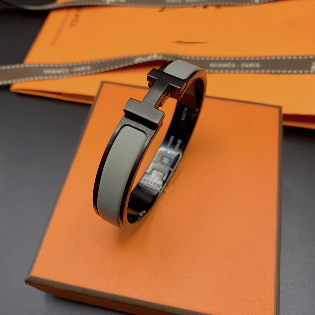 ¡®Lume Jewels¡¯CLIC HM SO BLACK GREY BRACELET