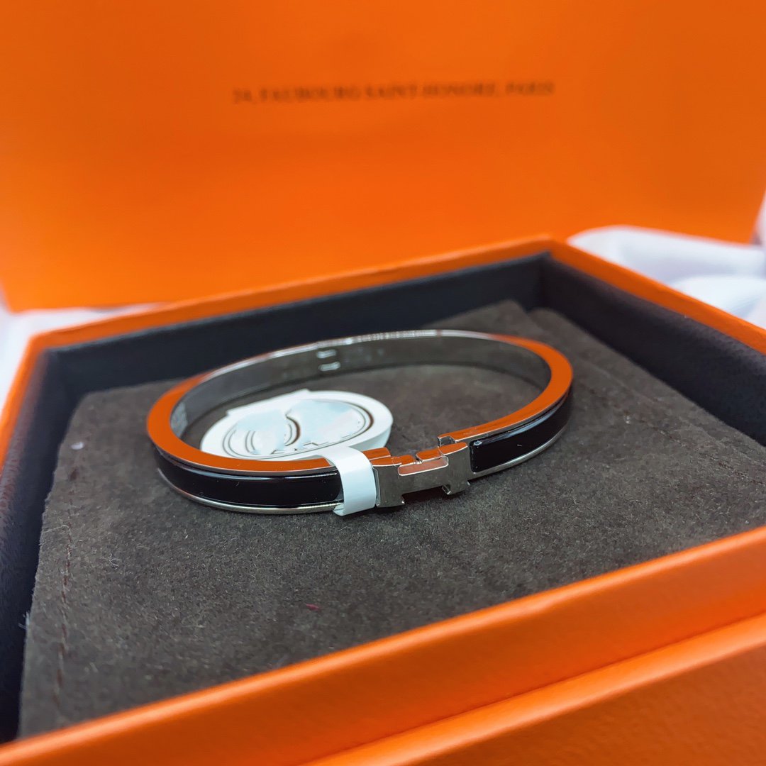 ¡®Lume Jewels¡¯CLASSIC HM CLIC BLACK 8MM ENAMEL BRACELET