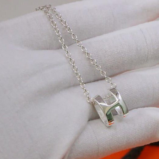 ¡®Lume Jewels¡¯HM NECKLACE H LETTER OVAL SERIES