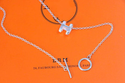 ¡®Lume Jewels¡¯HM NECKLACE H LETTER OVAL SERIES