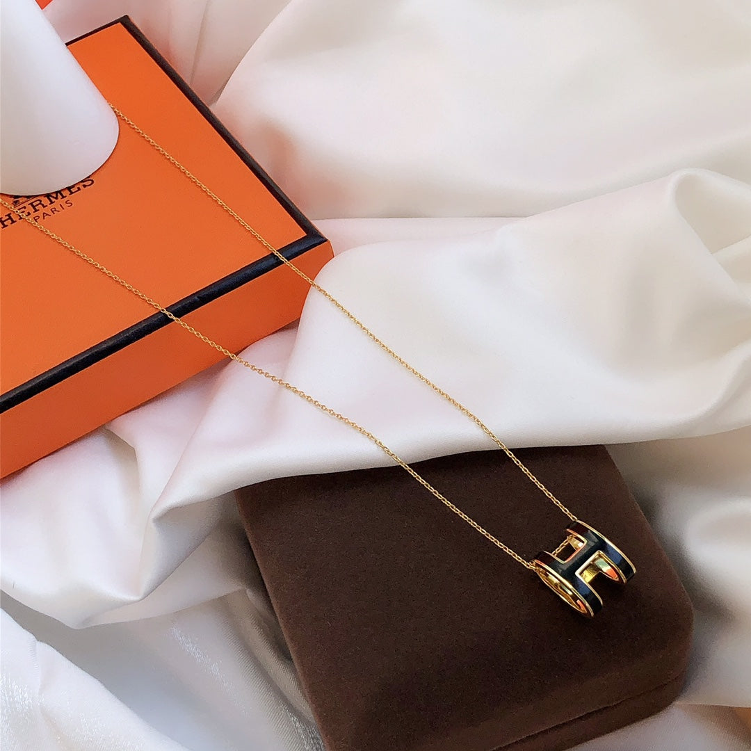 ¡®Lume Jewels¡¯HM CLIC BLACK ENAMEL GOLD NECKLACE