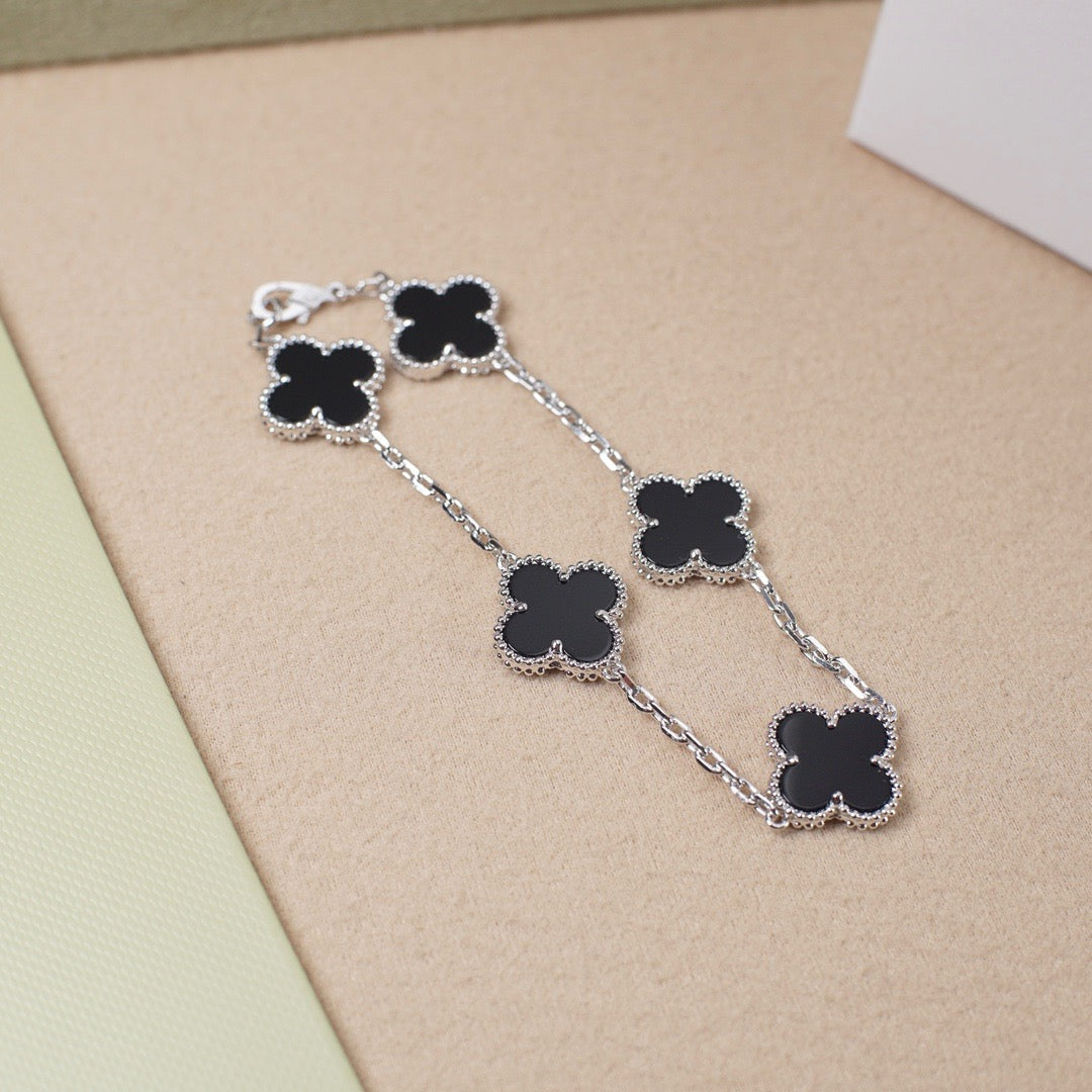 [Lume Jewels]New CLOVER 5 MOTIF ONYXS BRACELET COLLECTION