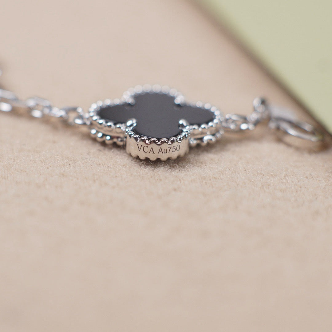 [Lume Jewels]New CLOVER 5 MOTIF ONYXS BRACELET COLLECTION