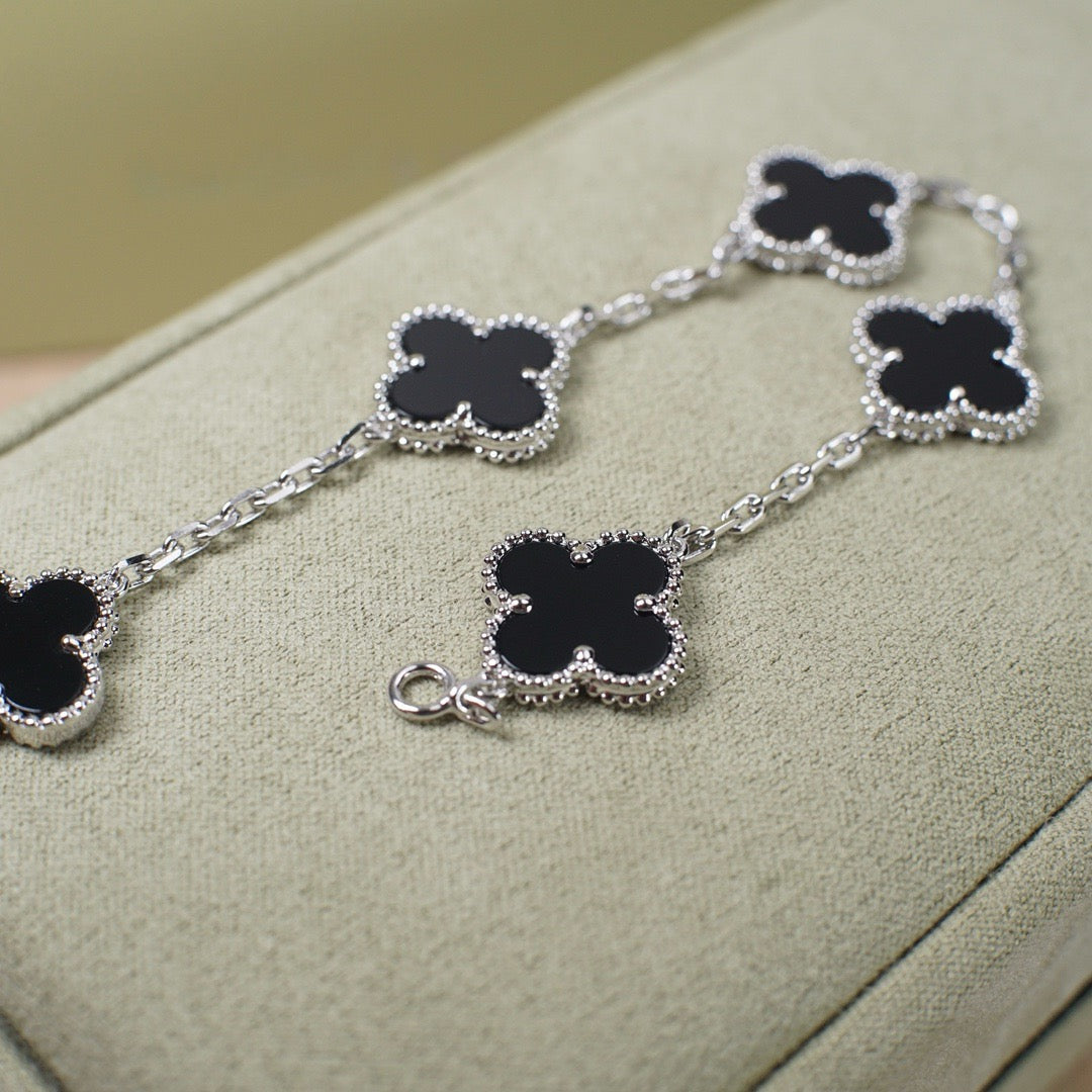 [Lume Jewels]New CLOVER 5 MOTIF ONYXS BRACELET COLLECTION