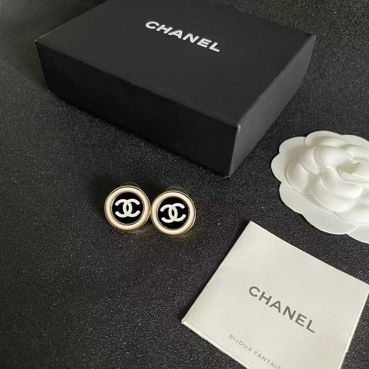 [Lume Jewels]Classic Double C Stud Earrings