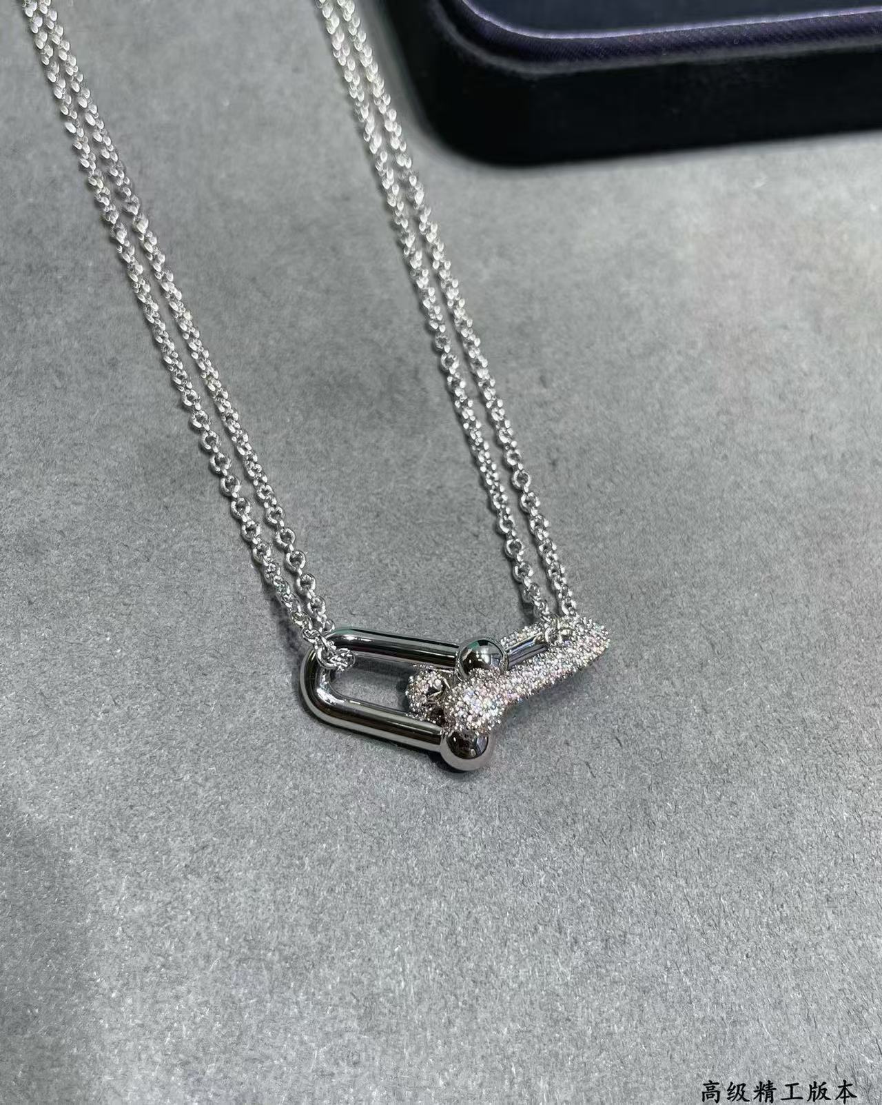 [Lume Jewels]T House Diamond-Set Double Chain Link Pendant Necklace
